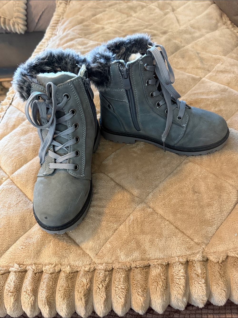 Apres by Lamo Gray Faux-Fur Lace-Up Ankle Boots